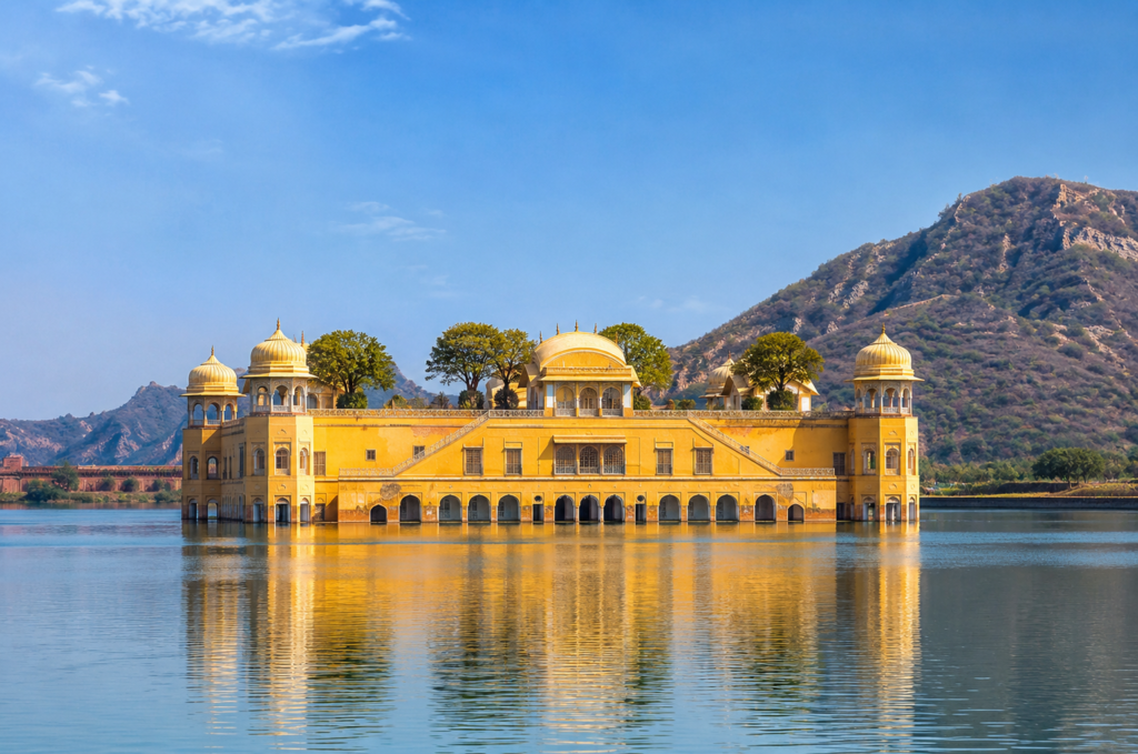 the best trusted travel agency in Delhi